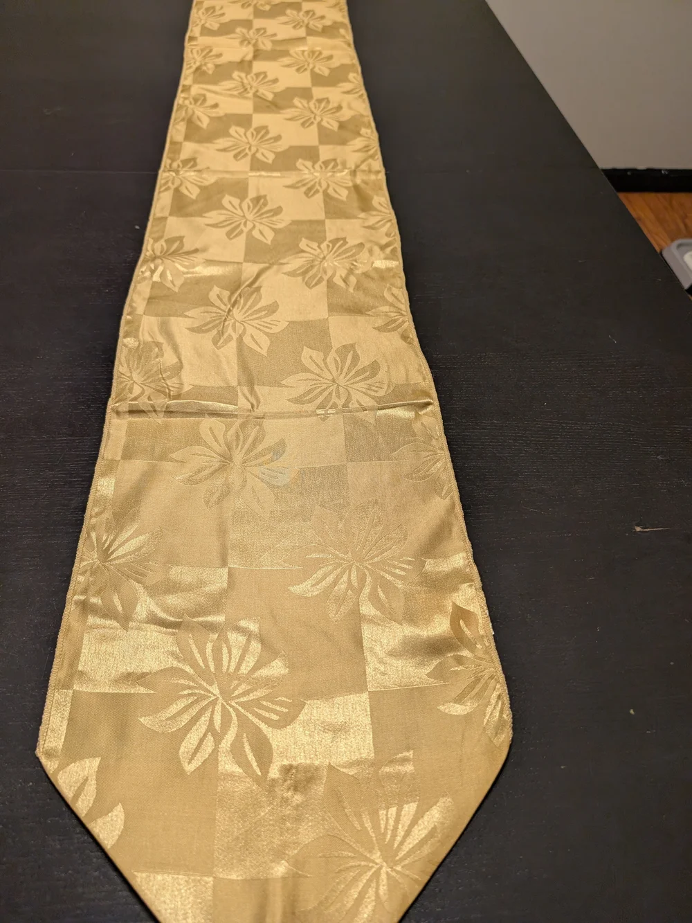 Gold Floral Jacquard Table Runner
